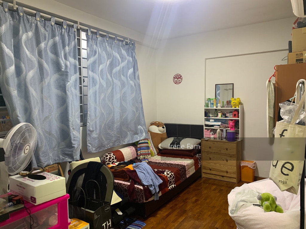 Hougang Avenue 4 thumbnail photo